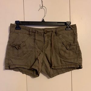 Union Bay Olive Green Khaki Shorts Size 9